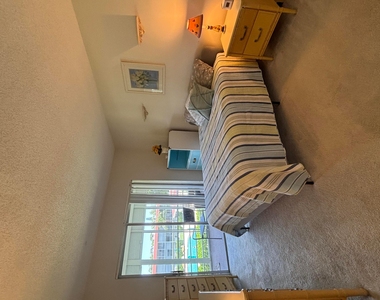 3000 Springdale Boulevard - Photo Thumbnail 7