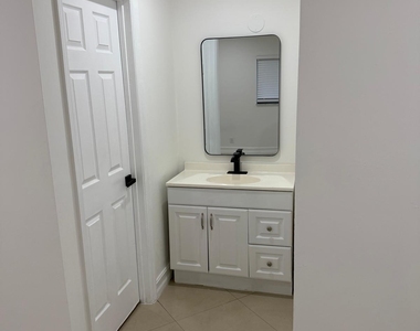 7000 Tyler Street - Photo Thumbnail 4