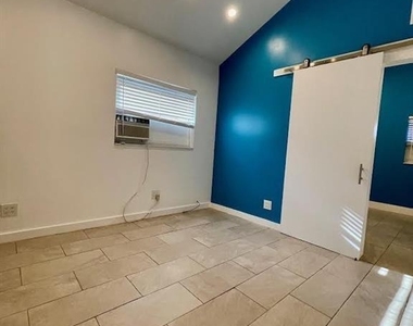10 Ne 11th Avenue - Photo Thumbnail 5
