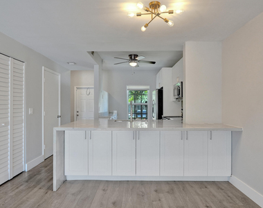 9913 Nw 57th Manor - Photo Thumbnail 44