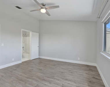 9913 Nw 57th Manor - Photo Thumbnail 36