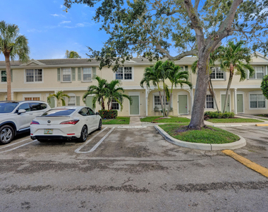 9913 Nw 57th Manor - Photo Thumbnail 47