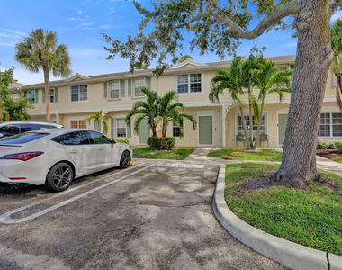 9913 Nw 57th Manor - Photo Thumbnail 49