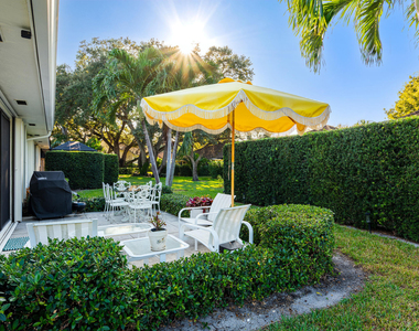 11340 Briarwood Place - Photo Thumbnail 10