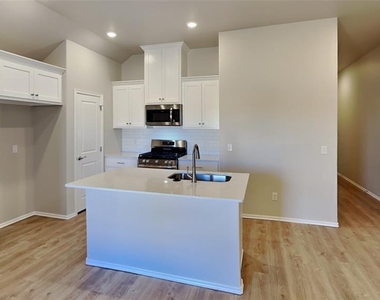 12701 Cortona Terrace - Photo Thumbnail 3