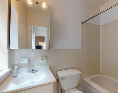 East 76th Street - Photo Thumbnail 7