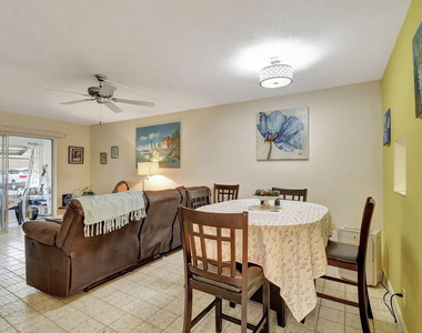 2121 Ne 1st Court - Photo Thumbnail 3