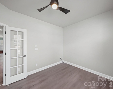 10037 Mamillion Drive - Photo Thumbnail 5