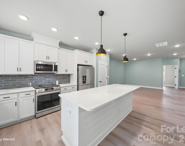10037 Mamillion Drive - Photo Thumbnail 8