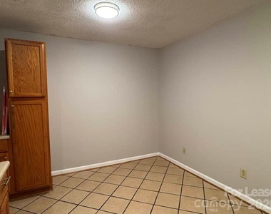 411 Ludwick Avenue - Photo Thumbnail 3
