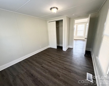 1750 Patterson Street - Photo Thumbnail 6
