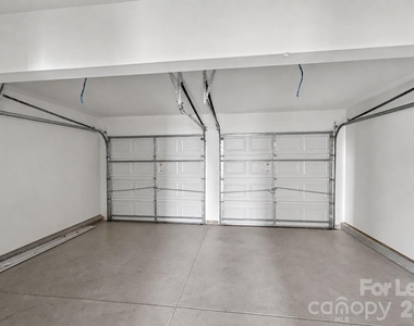10521 Barvas Street - Photo Thumbnail 29