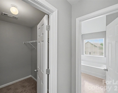 10521 Barvas Street - Photo Thumbnail 28