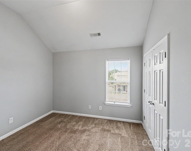 10521 Barvas Street - Photo Thumbnail 22