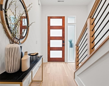 4705 Walden Court - Photo Thumbnail 18