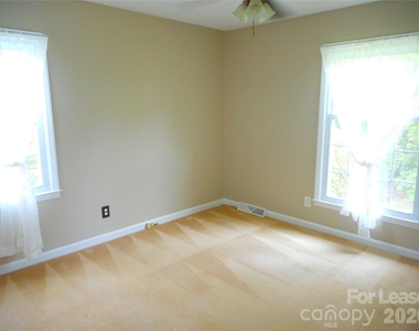 1330 E Barden Road - Photo Thumbnail 23