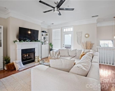 14131 Richmond Park Avenue - Photo Thumbnail 3