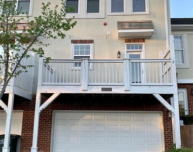 14131 Richmond Park Avenue - Photo Thumbnail 2