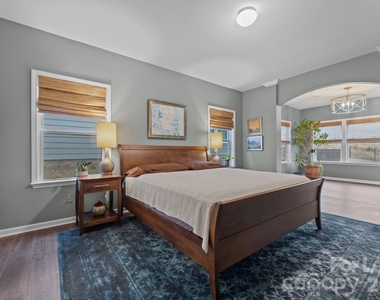 157 Montgomery Place - Photo Thumbnail 16