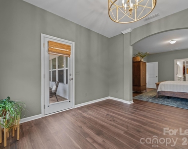 157 Montgomery Place - Photo Thumbnail 18