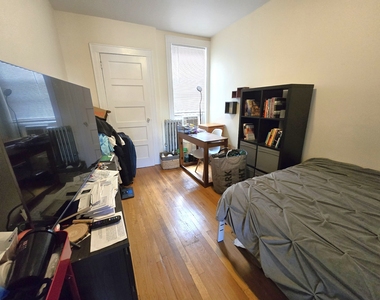 44-4 30th Avenue - Photo Thumbnail 9