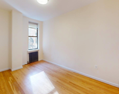 1680 York Avenue - Photo Thumbnail 6