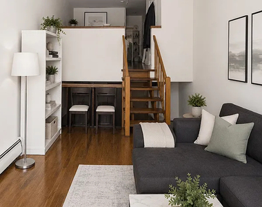322 West 14th Street - Photo Thumbnail 1