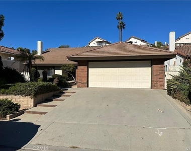600 Marek Drive - Photo Thumbnail 14