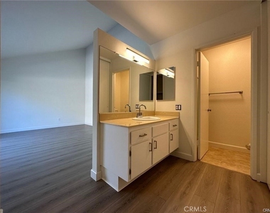600 Marek Drive - Photo Thumbnail 10