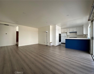 600 Marek Drive - Photo Thumbnail 1
