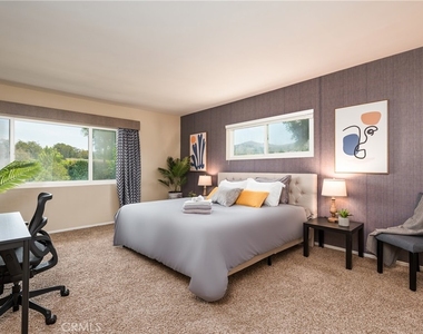 2328 E Vine Avenue - Photo Thumbnail 8