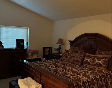 674 Radbury - Photo Thumbnail 10