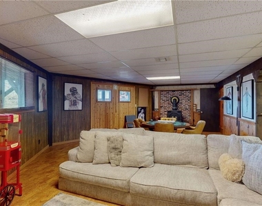 2461 Tyndall - Photo Thumbnail 23