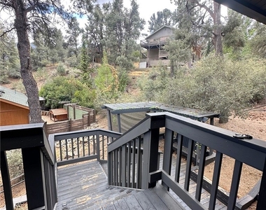 2461 Tyndall - Photo Thumbnail 39