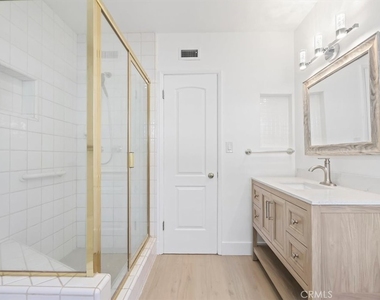 23119 Gainford Street - Photo Thumbnail 19