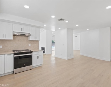 23119 Gainford Street - Photo Thumbnail 28
