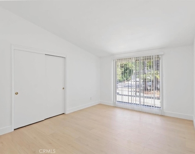 23119 Gainford Street - Photo Thumbnail 24