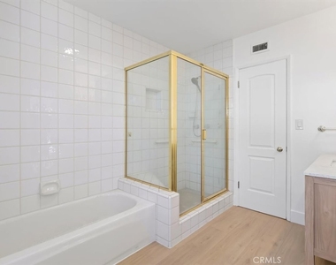 23119 Gainford Street - Photo Thumbnail 18