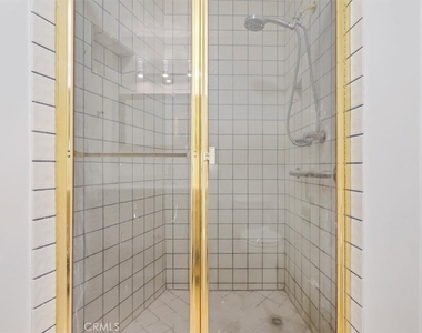 23119 Gainford Street - Photo Thumbnail 23