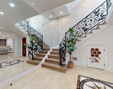 944 24th Street - Photo Thumbnail 15