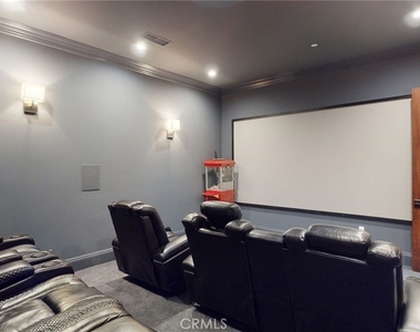944 24th Street - Photo Thumbnail 20