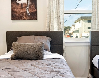 18228 Regina Avenue - Photo Thumbnail 23