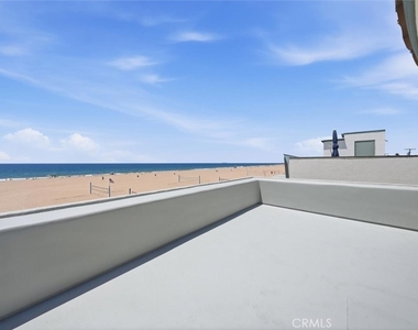 1602 The Strand (entire Property) - Photo Thumbnail 3