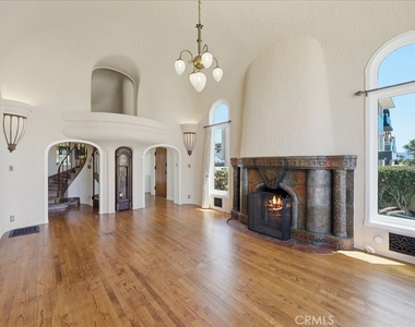 1602 The Strand (entire Property) - Photo Thumbnail 10