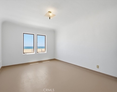 1602 The Strand (entire Property) - Photo Thumbnail 18