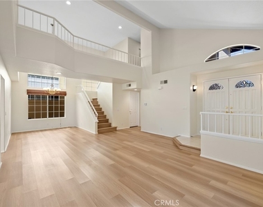 2163 Sun Ridge Drive - Photo Thumbnail 6