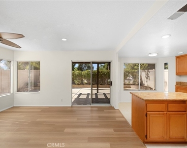 2163 Sun Ridge Drive - Photo Thumbnail 10