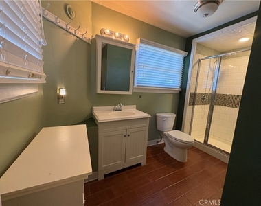 330 W Whiting Avenue - Photo Thumbnail 5