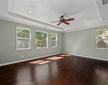 1254 Duxbury - Photo Thumbnail 30
