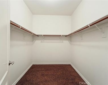 1254 Duxbury - Photo Thumbnail 35